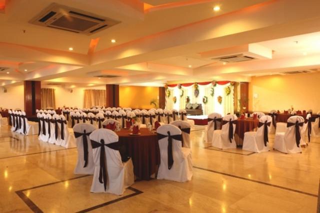 Hotel Swagath De Royal Hyderabad Exterior foto